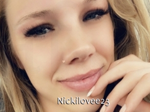 Nickilovee23