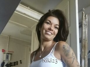 Niki23