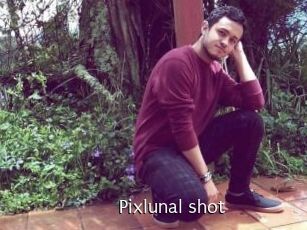 Pixlunal_shot