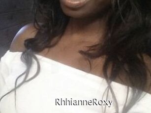 RhhianneRoxy Anal Fist