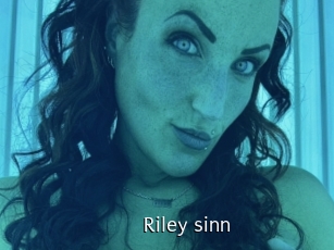 Riley_sinn
