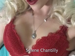 Selene_Chantilly
