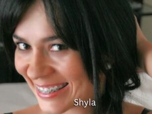 Shyla Anal Fist