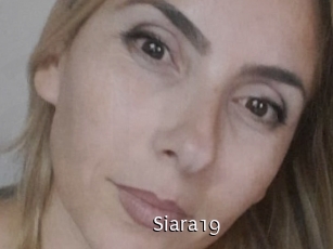 siara19 Anal Fist