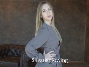 silvanaglowing Anal Fist
