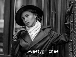 Sweetygirlonee