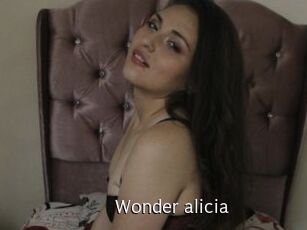 Wonder_alicia