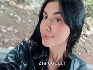 Zia_cooper